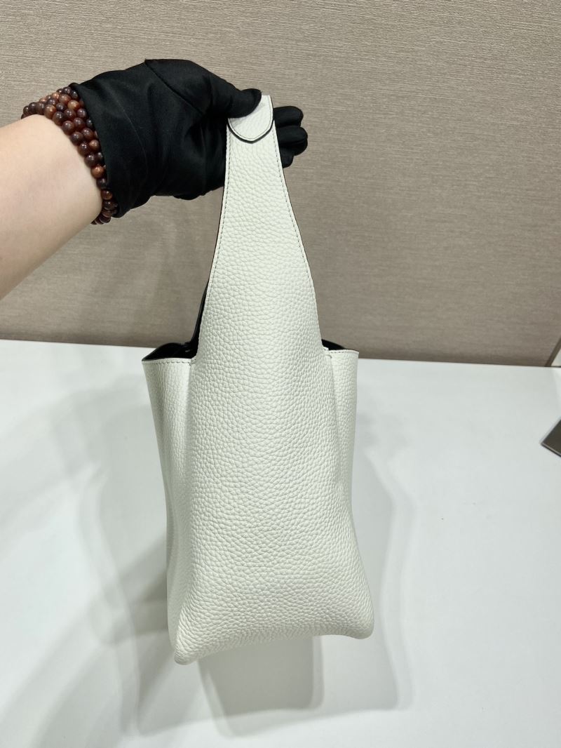 Pra*a bucket bags